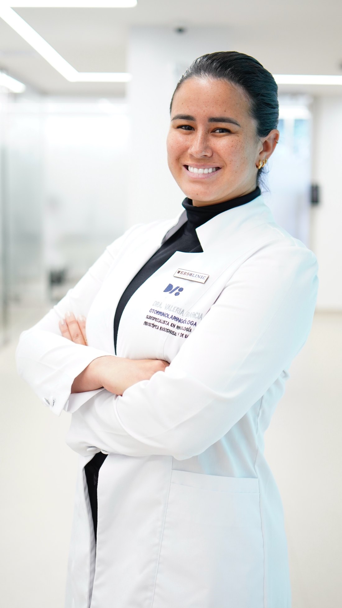 La Dra. Valeria Barcia, otorrinolaringóloga, en UEESCLINIC