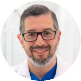 Dr. Bernardo Bajaña